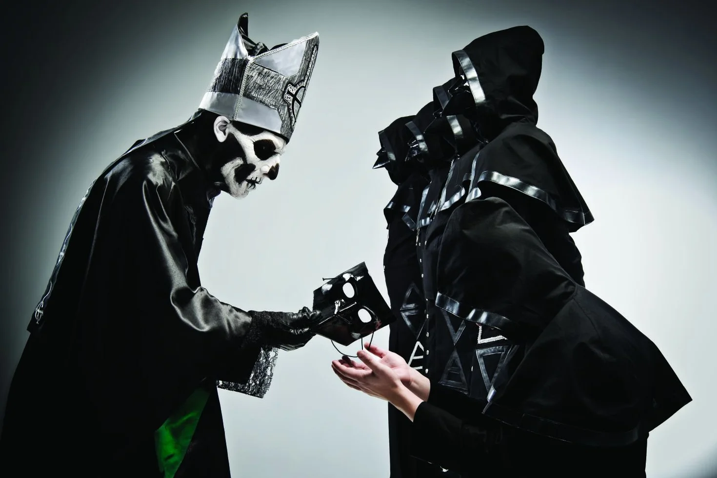 Infestissumamexplicit_lyrics